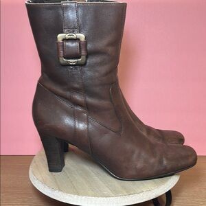 Etienne Aigner Vintage Brown Leather Block Heel Square Toe Hi Ankle Boots